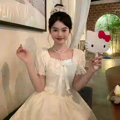 东鲸岁时记 蕾丝小个子气质女装高级感白色短袖连衣裙 女款 礼盒装