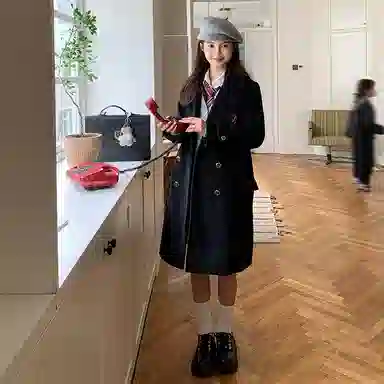 东鲸岁时记 韩剧穿搭保暖毛呢双排扣毛绒大衣针织开衫百褶裙制服 女款 黑色