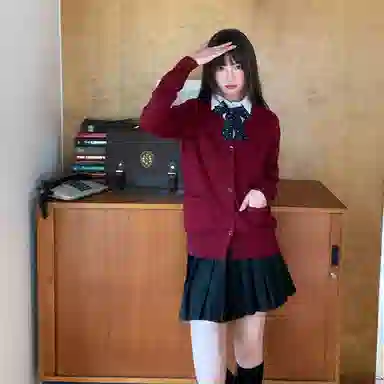 东鲸岁时记 学院风复古高级感显瘦舒适长袖针织衫格子百褶裙制服 女款