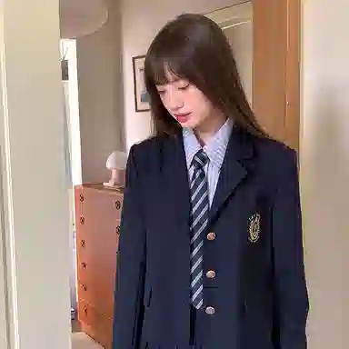 东鲸岁时记 学院风纯色短款长袖上衣高腰半身裙西装套装 女款 礼盒装 藏青色