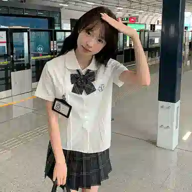 东鲸岁时记 学院风毕业季日系简约显瘦刺绣短袖衬衫碳素笔格裙短款半身裙制服 女款