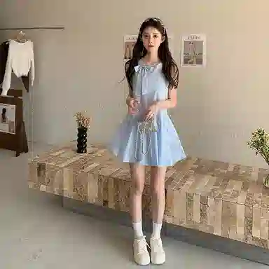 东鲸岁时记 高级感收腰性感纯欲无袖连衣裙 女款 礼盒装 蓝色