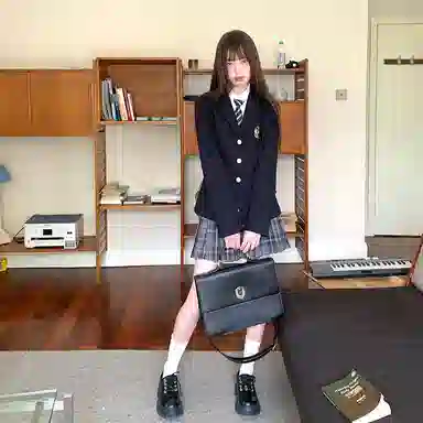 东鲸岁时记 学院风百褶裙格子伯克利休闲短裙 女款 礼盒装