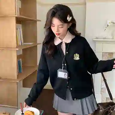 东鲸岁时记 学院风韩系显瘦松弛感小个子长袖毛衣 女款 黑色