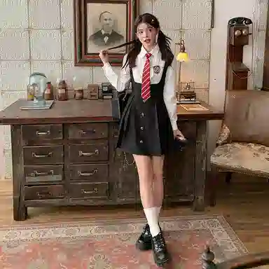 东鲸岁时记 学院风温柔学姐风职场微辣裙撞色修身收腰休闲衬衫连衣裙制服 春秋季 女款 礼盒装 黑白