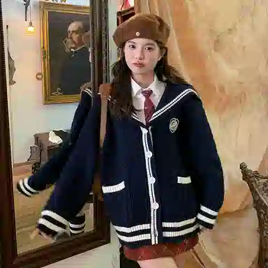 东鲸岁时记 学院风高级感拼色海军领宽松上衣包臀宽松经典格纹半裙搭配一整套裙装套装 秋冬季 女款 礼盒装 藏青色+红色