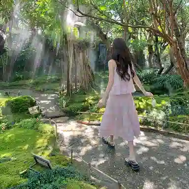 东鲸岁时记 法式气质海边度假风上衣内衬两件套设计无袖连衣裙 女款 礼盒装 莫奈花园粉色