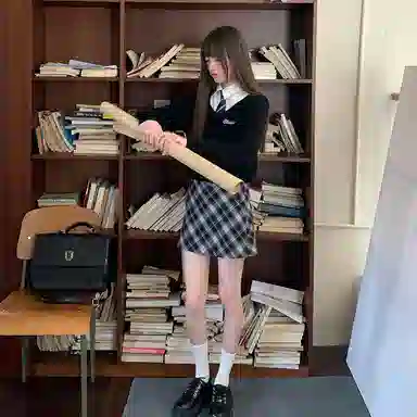 东鲸岁时记 港风穿搭复古绞花松弛感修身通勤针织字母刺绣毛衣 女款 黑色