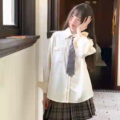 东鲸岁时记 学院风灯芯绒宽松纯棉学生通勤松弛感上衣长袖衬衫 女款 礼盒装 奶黄色