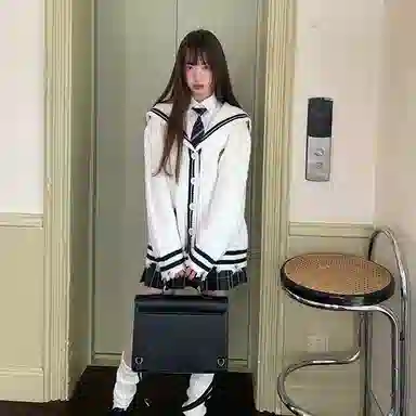 东鲸岁时记 学院风复古海军蓝长袖上衣高腰修身半身裙制服 秋冬季 女款 礼盒装 白色+黑色