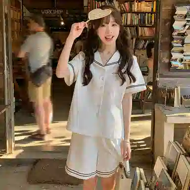 东鲸岁时记 慵懒风日系宽松休闲制服 女款 礼盒装 白色衬衫+短裤