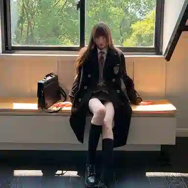 东鲸岁时记 毛呢学院风双排扣西装领长袖大衣 女款 黑色