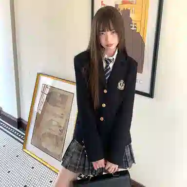 东鲸岁时记 学院风百褶裙格子伯克利休闲短裙 女款 礼盒装