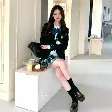 东鲸岁时记 收腰学院风修身西装舒适时尚长袖衬衫半身百褶气质裙子制服 女款