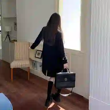 东鲸岁时记 毛呢学院风双排扣西装领长袖大衣 女款 黑色