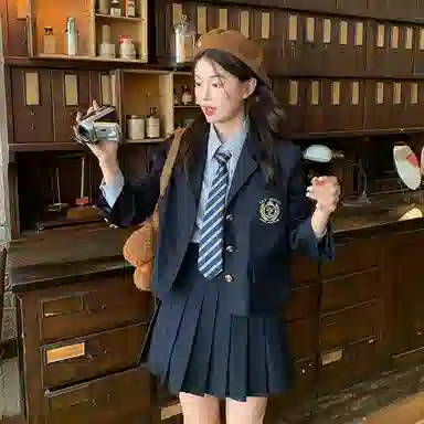 东鲸岁时记 学院风高级感伯克利修身上衣外套通勤职场微辣文艺风纯色短款西装 秋季 女款 礼盒装 藏青色