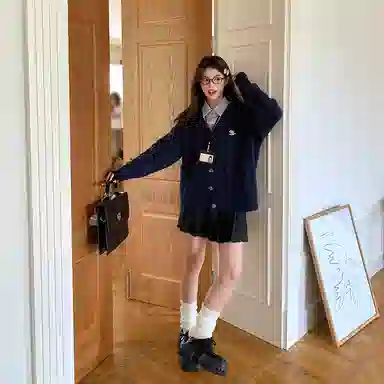 东鲸岁时记 宽松制服海军领慵懒风针织休闲简约半身裙裙装套装 女款