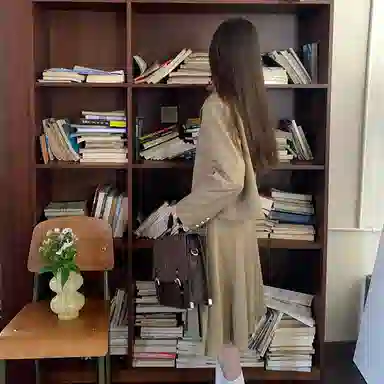 东鲸岁时记 学院风时尚纯色中腰百褶长款半身休闲长裙 女款 棕色