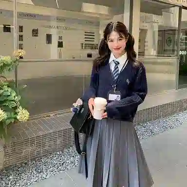 东鲸岁时记 学院风复古纯色休闲毛衣 女款 藏青色开衫