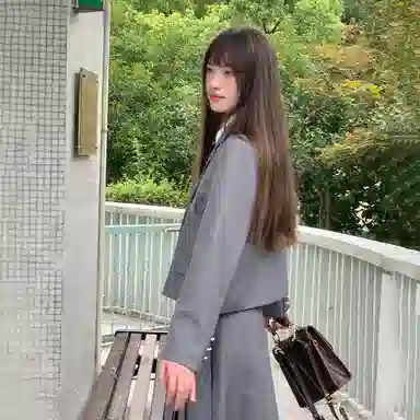 东鲸岁时记 学院风温柔学姐风穿搭日系上衣中腰合身舒适半裙西装套装 女款 灰色