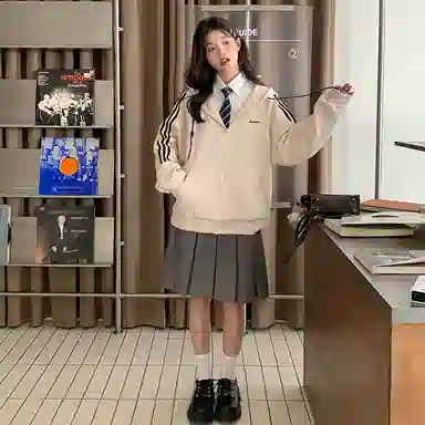 东鲸岁时记 学院风连帽休闲外套纯色半身裙松弛感卫衣套装 女款