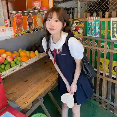 东鲸岁时记 时尚设计感穿搭百搭短袖连衣裙 女款 礼盒装 藏青色