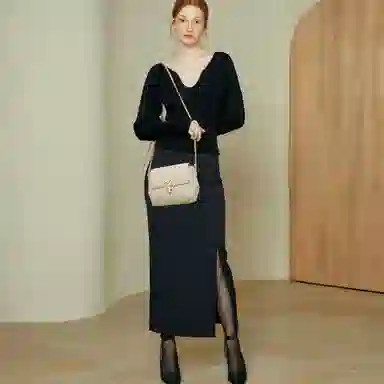 Laorentou Quilted Chain Bag White