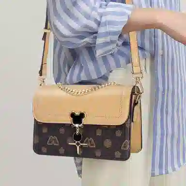 老人头 时尚夏天复古休闲百搭精致小方包 合成革 单肩腋下斜挎包 小号 女 咖啡色