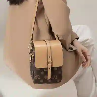 老人头 轻便小挎包上班休闲通勤单肩斜挎包 合成革 手机包 迷你 女款 多色