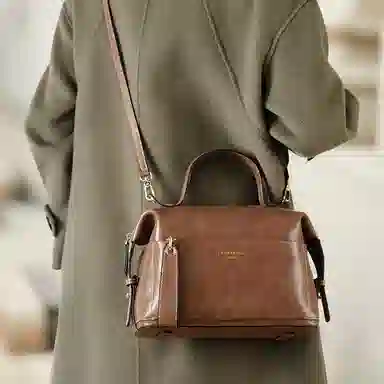 Laorentou Shoulder Bag Caramel Brown