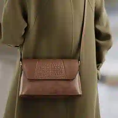 老人头 复古百搭通勤简约大气 合成革 单肩包小方包斜挎包 小号 女款 咖色