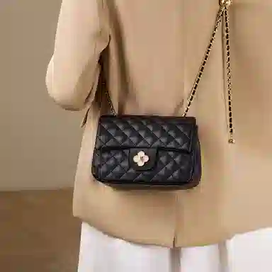 老人头 包包女高颜值小香风菱格锁扣气质优雅精致简约高级感时尚百搭 牛皮 手拎腋下单肩小包链条斜挎包 女款 白色/黑色