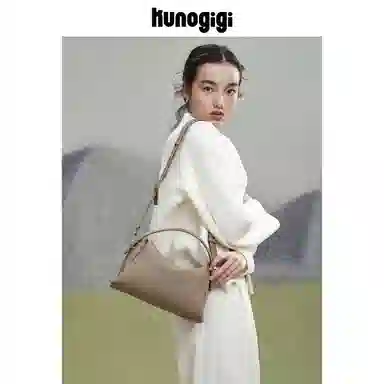 古良吉吉 烟盒枕头包 牛皮拼合成革 单肩斜挎包 女款