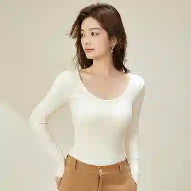 内在密码 秋冬简约时尚保暖女装上衣圆领免穿文胸薄绒保暖显瘦百搭打底衫