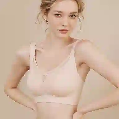 内在密码 轻薄无痕无钢圈大码内衣女大胸显小聚拢遮副乳显瘦软支撑提拉防下垂文胸罩