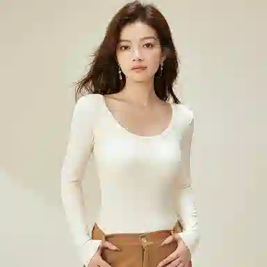 内在密码 秋冬简约时尚保暖女装上衣圆领免穿文胸薄绒保暖显瘦百搭打底衫