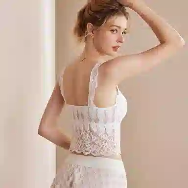 内在密码 蕾丝抹胸内搭带胸垫性感防走光美背背心 女款