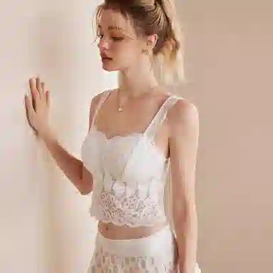 内在密码 蕾丝抹胸内搭带胸垫性感防走光美背背心 女款