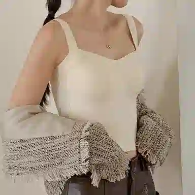 内在密码 蚕丝保暖吊带背心女带胸垫免穿文胸罩高级简约显瘦打底上衣美拉德穿搭