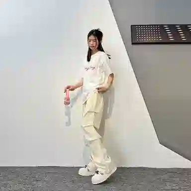 MEIPIN TANG LogoT