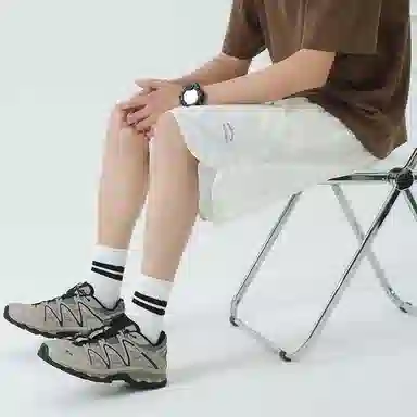 MEIPIN TANG LogoT