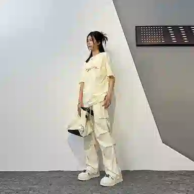MEIPIN TANG LogoT