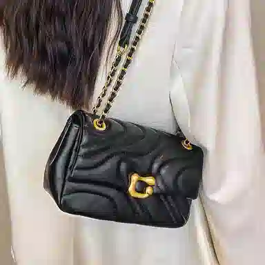 Miaodi Chain Shoulder Bag White