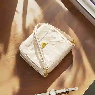 妙迪 简约褶皱百搭设计感 牛皮 单肩包 女款 奶油白