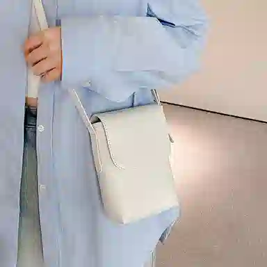 妙迪 竖款磁扣开合 牛皮 单肩包斜挎包手机包 中号 女款 棕色