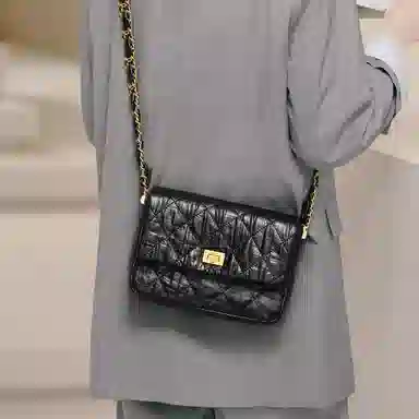 妙迪 小香风经典菱格翻盖链条包小众高级感精致简约百搭时尚上班通勤气质少女小方包 头层牛皮 宽肩带单肩斜挎包 女款 子夜黑