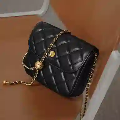 妙迪 小香风菱格绣线 真皮羊皮 链条包腋下单肩斜挎 小号 女款 黑色/白色