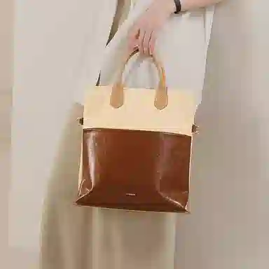 妙迪 高级感拼接撞色大容量时尚百搭简约通勤 柔软牛皮 一包三用 托特包手提单肩斜挎包 常规 女款 拿铁千层雪