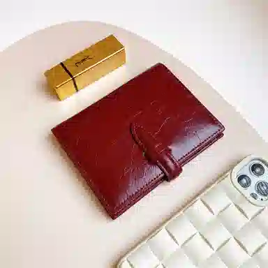 妙迪 高级感时尚百搭小巧精致 复古油蜡牛皮 钱包钱夹抽带折叠短款零钱包手拿包多功能防盗刷证件卡包 常规 女款 安可拉红