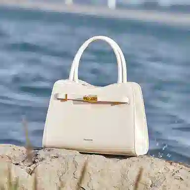 妙迪 新晚宴派对年会凯莉包 牛皮 单肩斜挎手提包 女款 子夜黑/奶昔白